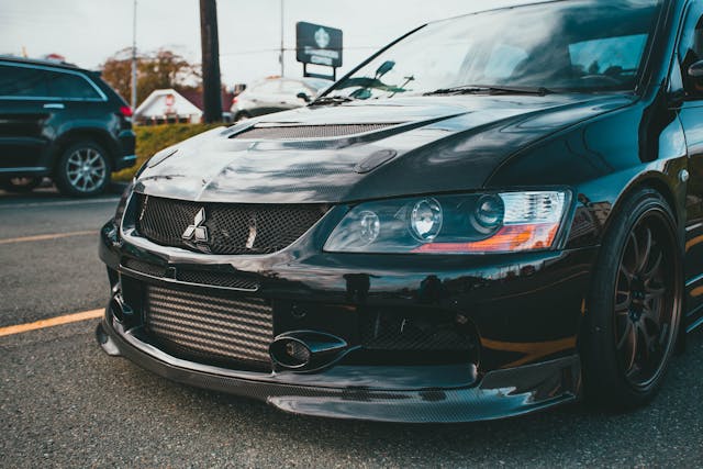 Windshield replacement Mitsubishi