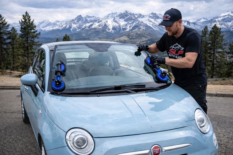 Fiat windshield replacement in Colorado by SLP Auto Glass technician